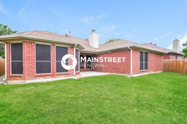 Building Photo - 4 Bedroom Pet-Friendly Home in Mansfield, TX with Main Street Renewal