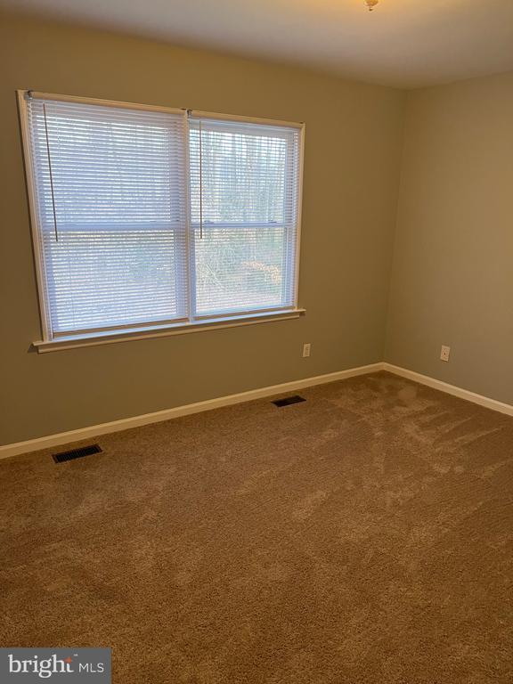 Building Photo - 11211 Surry Woods Ct