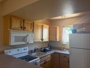 Building Photo - 6720 N Andrea Doria Dr