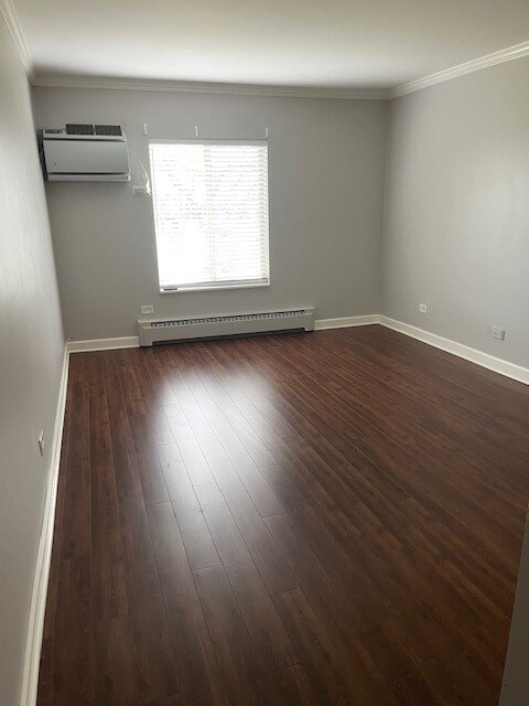 Building Photo - 2422 N Kennicott Dr