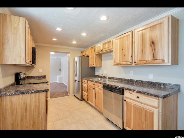 Building Photo - Great 3 Bd 1 Full Bath Home