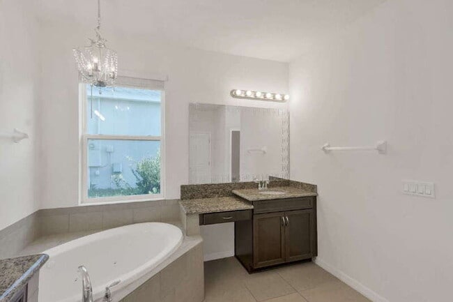 Building Photo - 1004 Heron Sound Dr