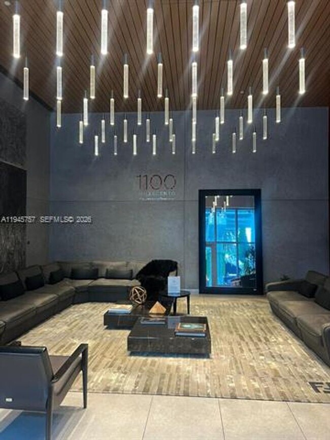 Building Photo - 1100 S Miami Ave