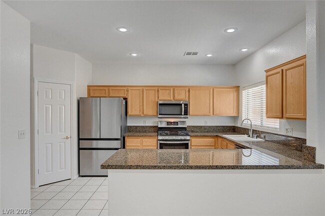 Building Photo - 10474 Precliffs Ct