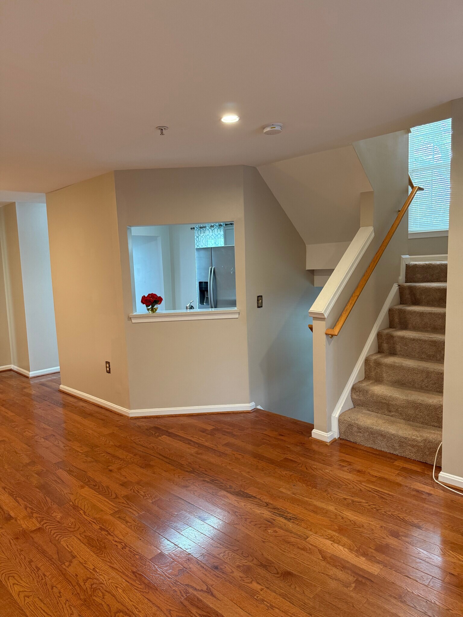 Building Photo - 140 Eastridge Cir