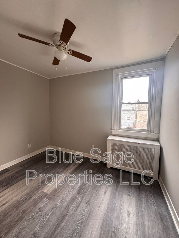 Building Photo - 145 N Madison Ave