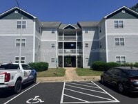 Building Photo - 2031 Wolfmill Dr