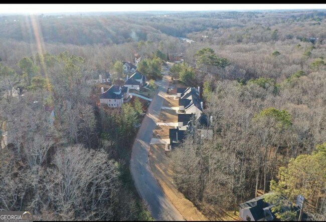 Building Photo - 370 Ansley Dr