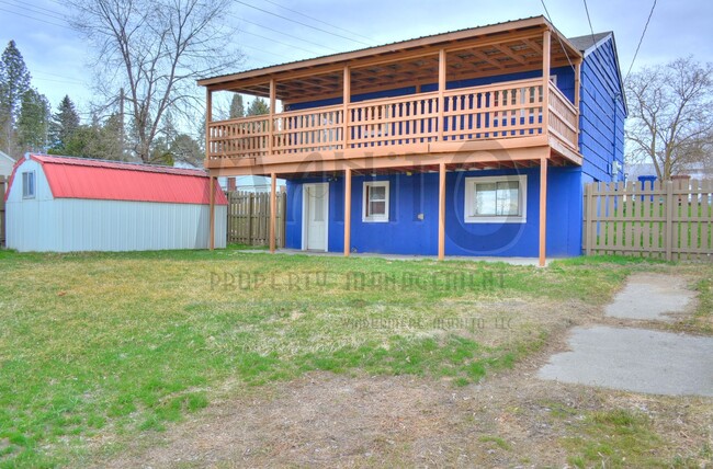 Building Photo - Peaceful 4 bed, 2 bath Home