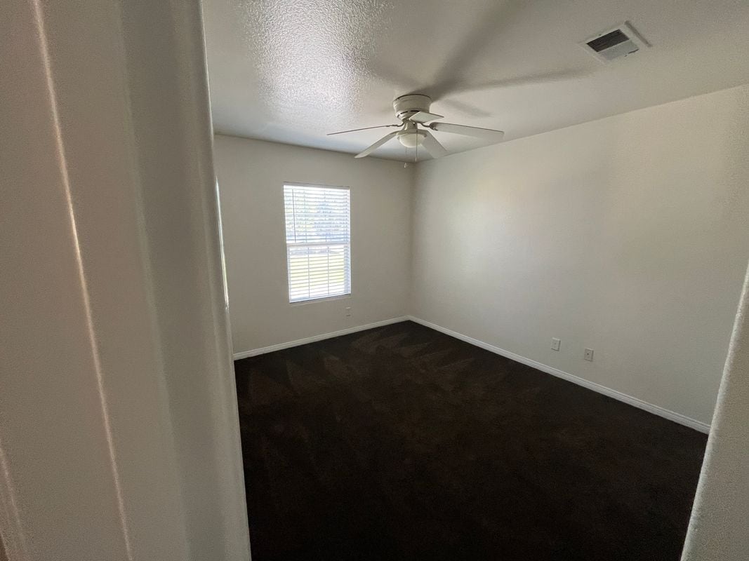 Building Photo - 144 Latente Dr