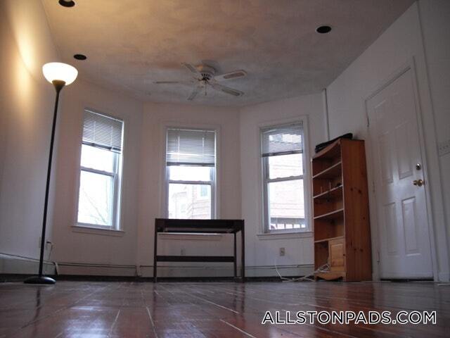 Building Photo - 58 Mansfield St