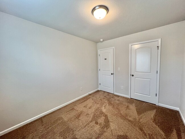 Building Photo - Charming 3BD, 2BA Zebulon Home in a Quiet HOA Community with Amenities