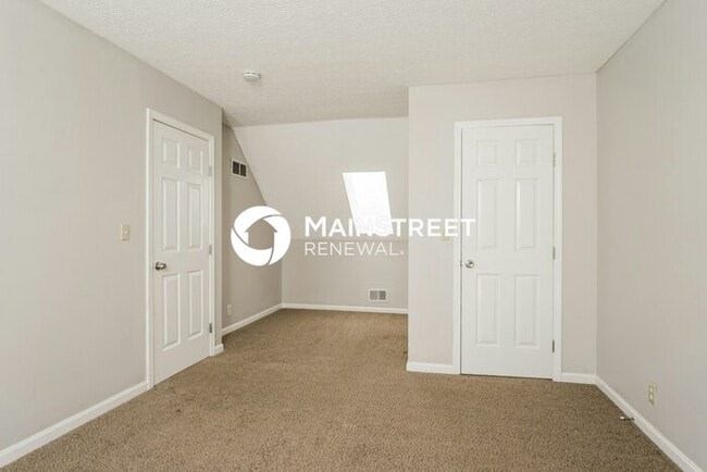 Building Photo - 3 Bedroom Pet-Friendly Home in Louisville,...