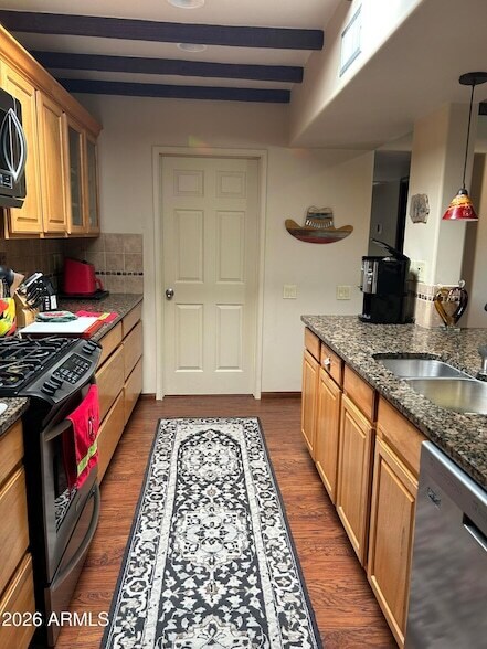 Building Photo - 1172 W Mountain View