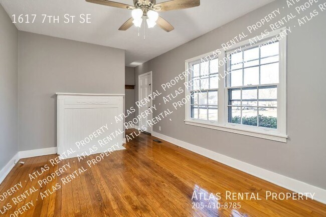 Building Photo - 1617 7th St SE