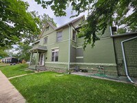 Building Photo - Highlands Adorable 1 Bedroom Apartment in ...