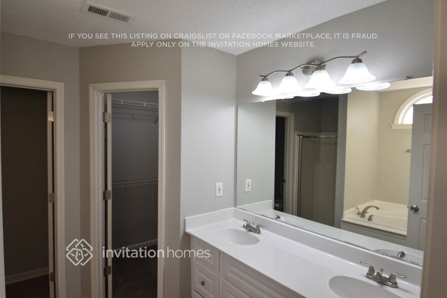 Building Photo - 1647 Isleworth Cir