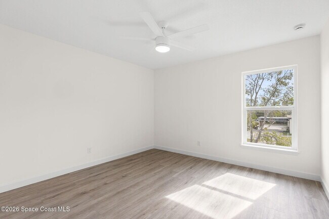 Building Photo - 195 Dayton Blvd