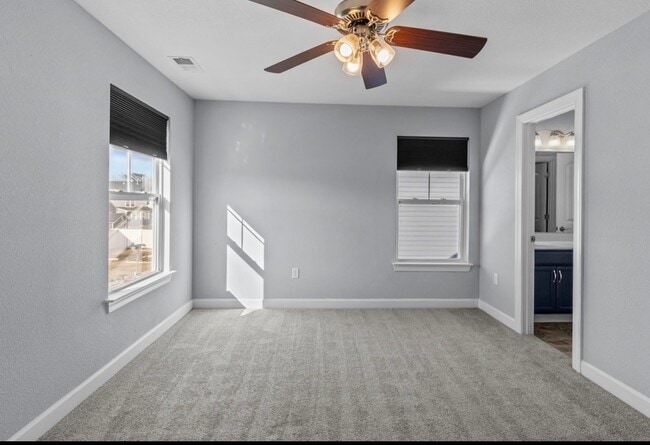 Building Photo - 312 Maycox Ln