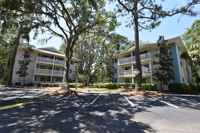 Building Photo - 44 Folly Field Rd