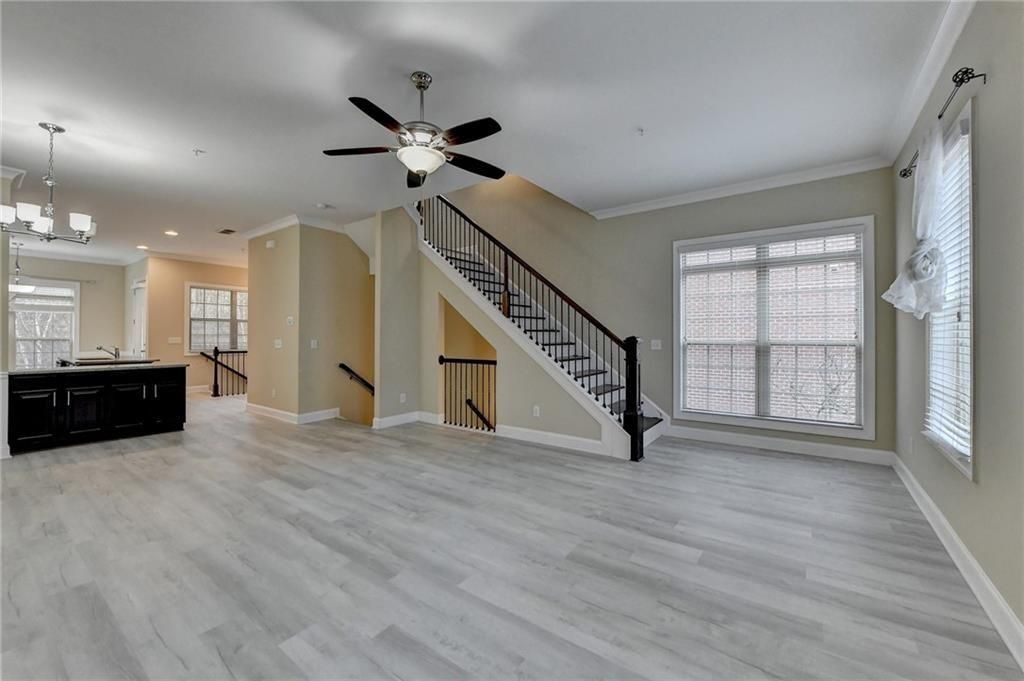 Building Photo - 2405 Tenor Ln