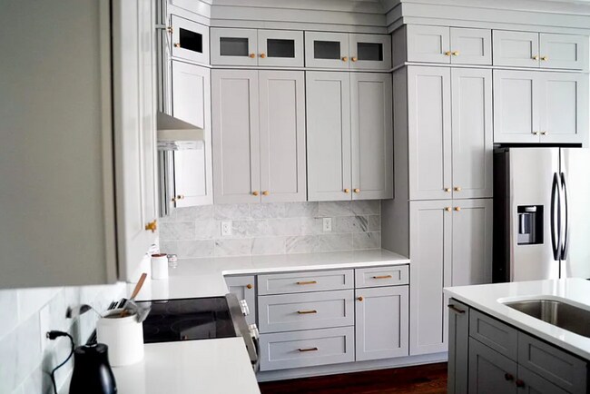 Building Photo - 1705 Heiman St