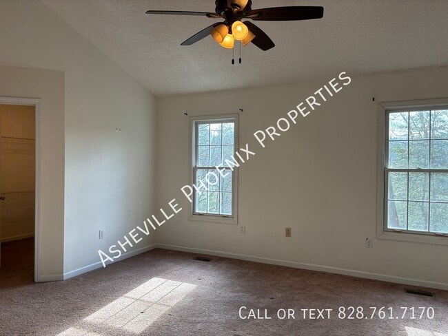 Building Photo - 22 Shackleford Dr