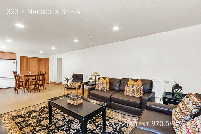 Building Photo - 323 E Magnolia St
