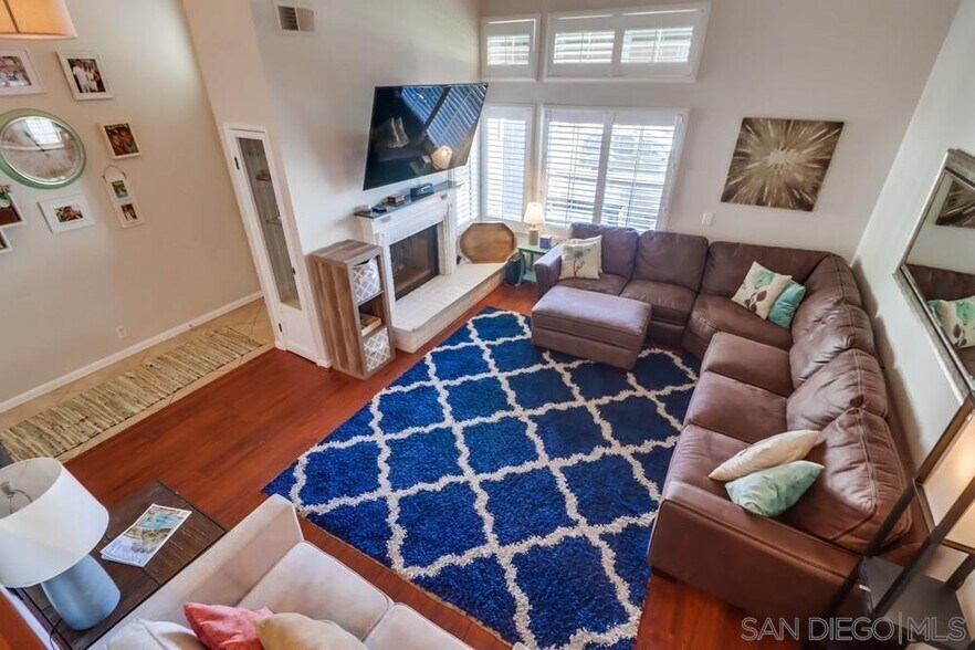 Building Photo - 7880 Mission Vista Dr