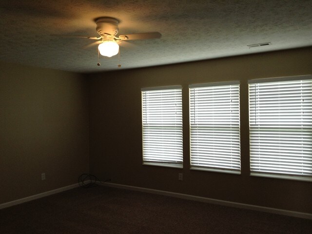 Building Photo - 116 Arbor Glen Ct