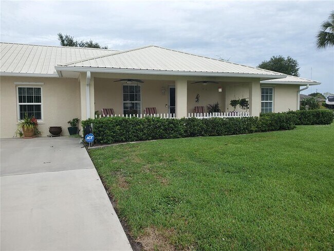 Building Photo - 1051 SW 85th Way