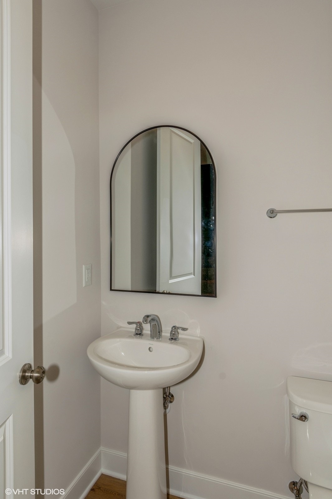 Building Photo - 403 Cranford Way