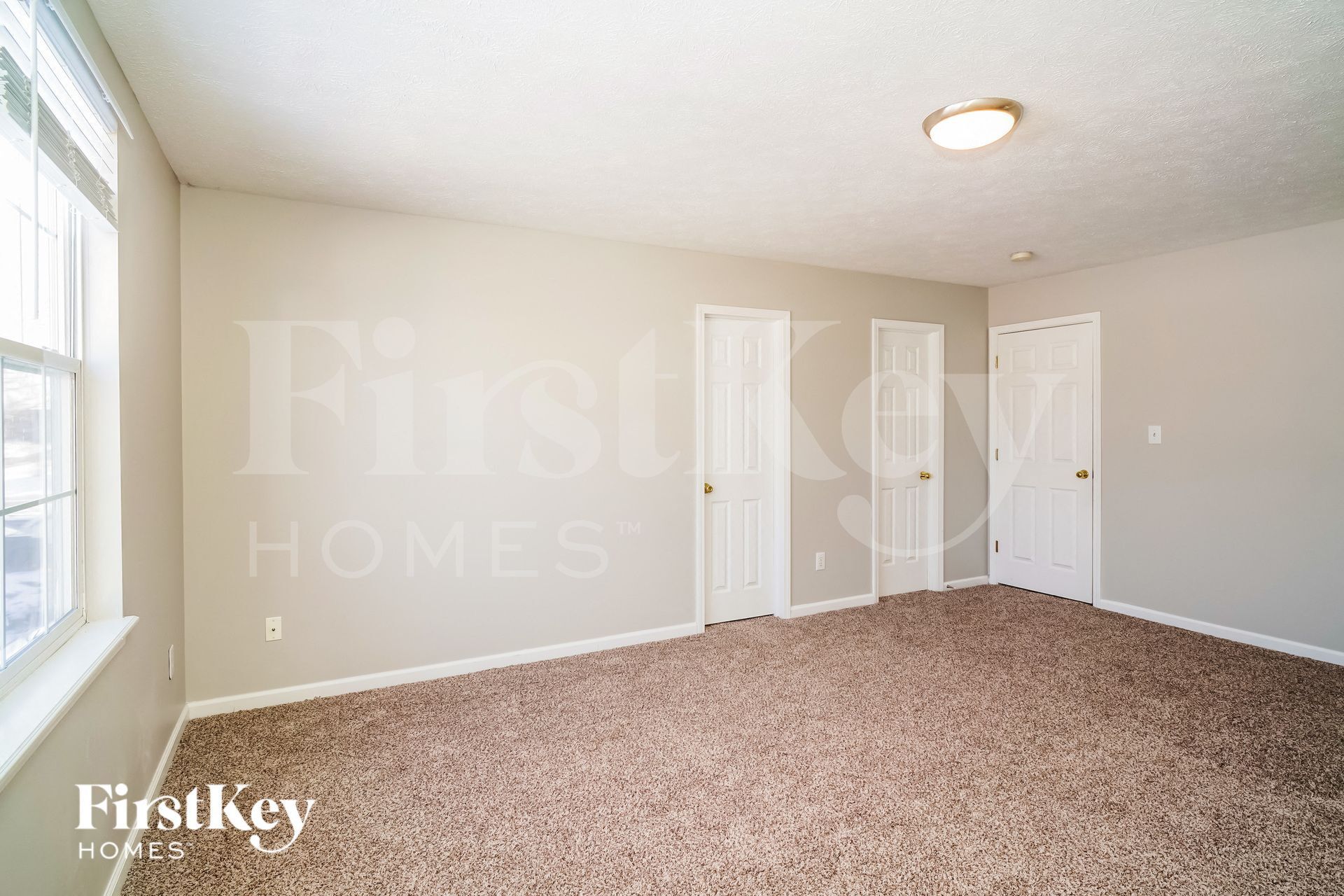 Building Photo - 7234 Parklake Cir