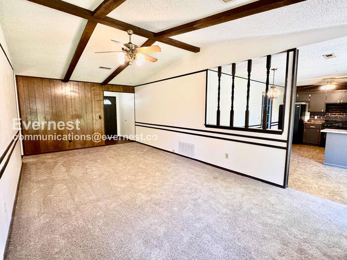 Building Photo - 4325 S Ash Ave