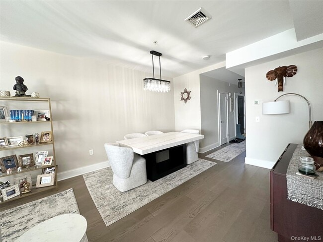 Building Photo - 311 Marina Pointe Dr