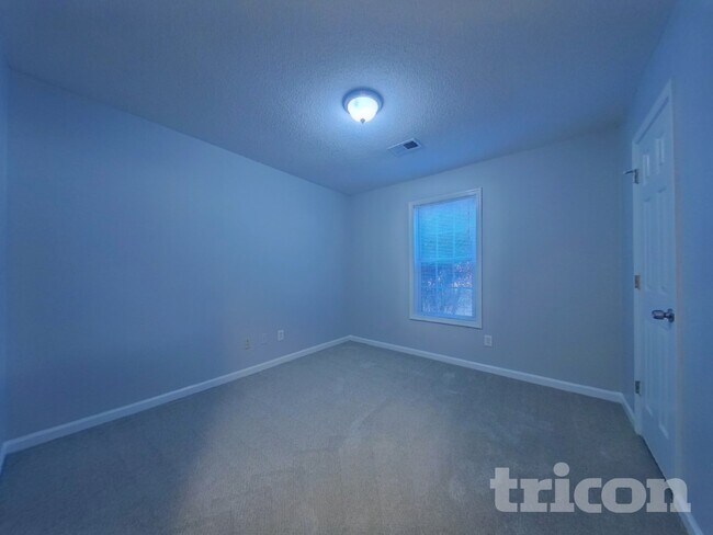 Building Photo - 604 Southern Trace Crossing