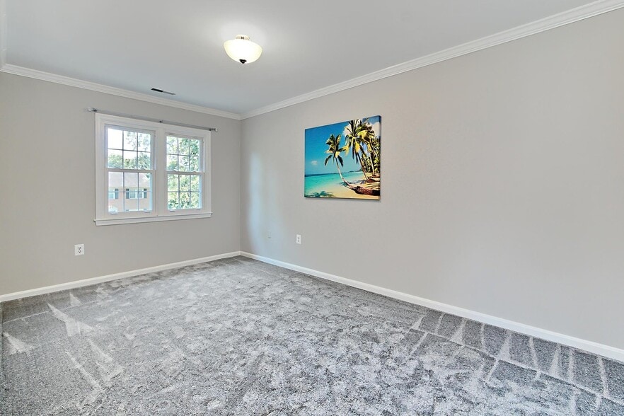 Building Photo - 6572 Flagmaker Ct