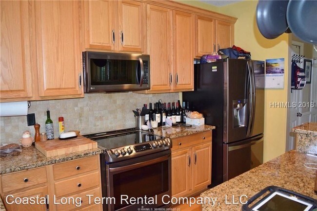 Building Photo - 4 br, 3.5 bath House - 42 Timbercrest Circle