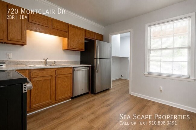 Building Photo - 720 Montclair Dr