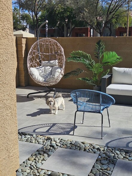 Building Photo - 1350 S Greenfield Rd