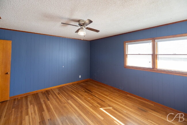 Building Photo - For Lease