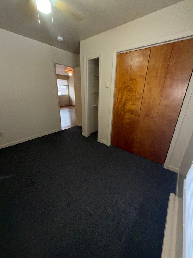 Building Photo - 25665 W Bridge St