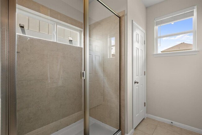 Building Photo - 6406 Owl Creek Ln