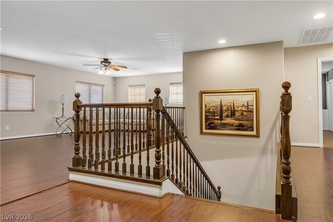 Building Photo - 3069 Regal Cove St