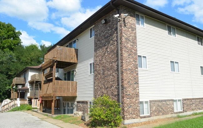 Primary Photo - Capitol Hill Apartments