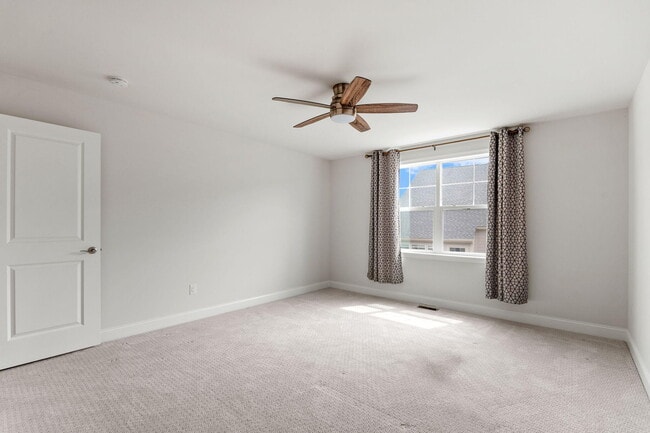 Building Photo - 3093 N Spurway Dr