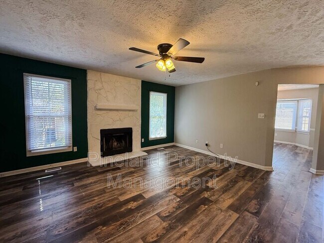 Building Photo - 1703 Natchez Loop