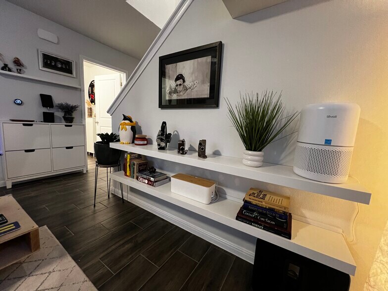 Building Photo - 17216 Adoro Dr