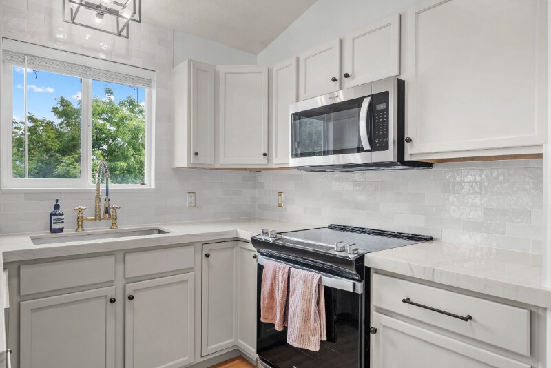 Building Photo - 617 S 1370 W