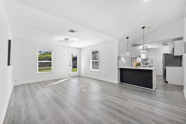 Building Photo - 11423 Hazen St